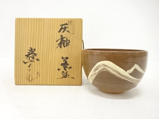 JAPANESE TEA CEREMONY / TEA BOWL CHAWAN / ASH GLAZE